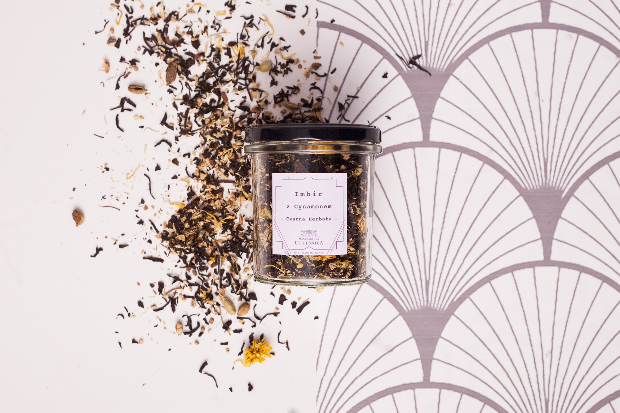 Imbir z Cynamonem Herbata Czarna PL Hand Made MANUFAKTURA CIELEŚNICA